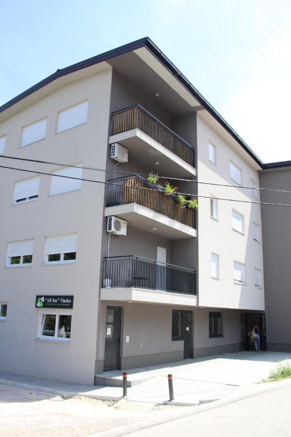 Vip Apartment Visoko Buitenkant foto