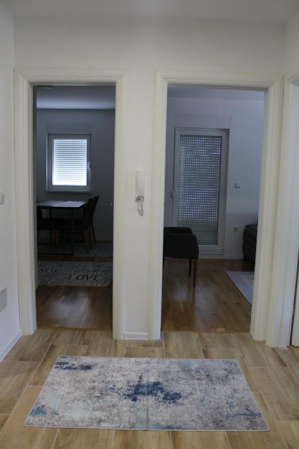 Vip Apartment Visoko Buitenkant foto
