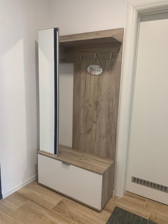Vip Apartment Visoko Buitenkant foto